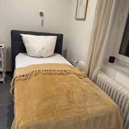 P 17 Zweizimmerwohnung Doese *