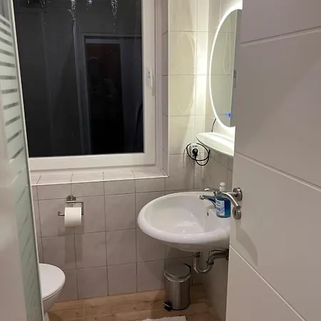 P 17 Zweizimmerwohnung Doese *